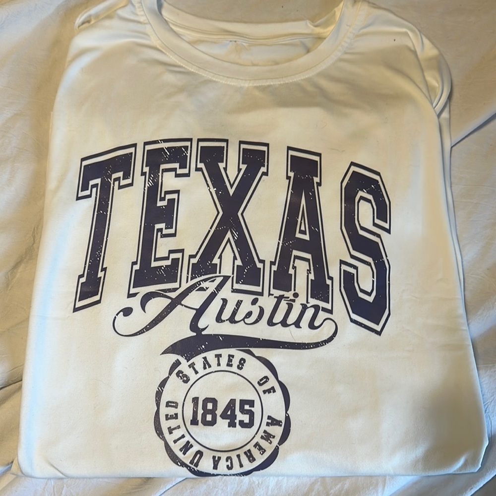 Never worn, oversized graphic tee